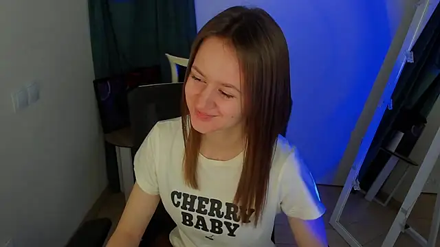 Catherine e online show from 11/17/25, 07:41