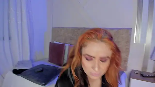 angelinarouse  online show from 09/27/25, 04:39