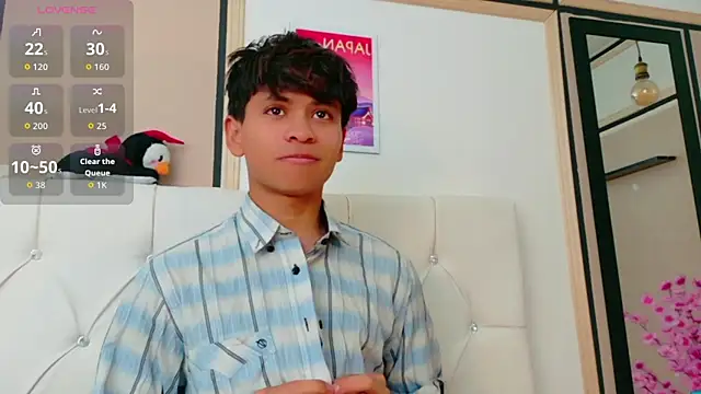 Snapshot of Ethan_Westt chatting on 05/15/26, 01:07 Ethan Westt online show from 05/15/26, 01:07