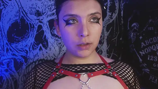 mikaskullcs online show from 09/26/25, 12:58