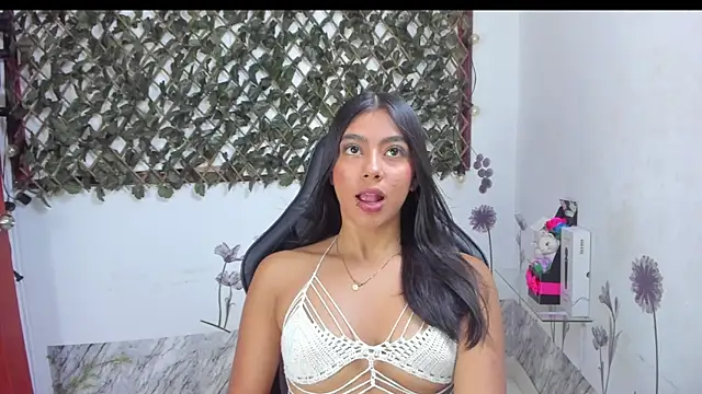 Sarahbrowm  online show from 11/23/25, 07:24