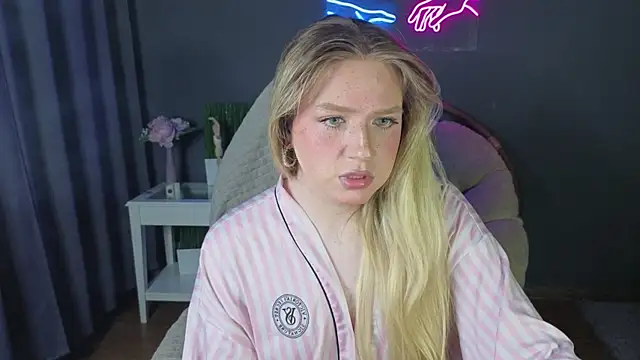 Jes Solar online show from 07/25/26, 03:53