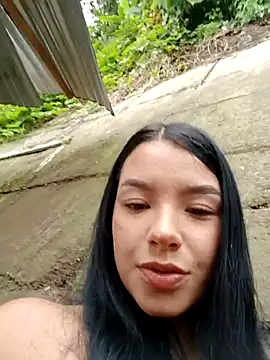 Snapshot of adrianagilton chatting on 11/02/25, 05:48 adrianagilton online show from 11/02/25, 05:48