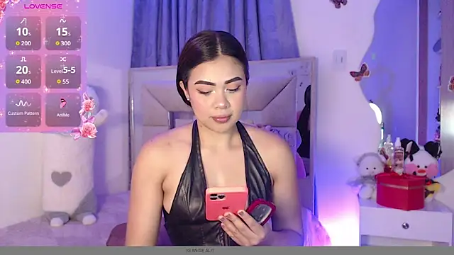 Snapshot of AlitaAnisee chatting on 04/01/26, 01:39 AlitaAnisee online show from 04/01/26, 01:39