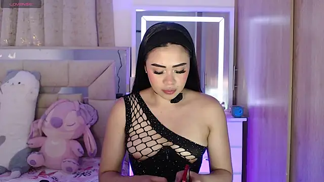 Snapshot of AlitaAnisee chatting on 04/21/26, 02:04 AlitaAnisee online show from 04/21/26, 02:04