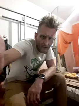 Tomassasdss online show from 10/12/25, 04:11