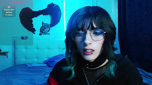 goth minerva online show from 09/19/25, 01:34