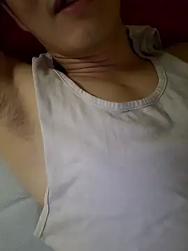 Snapshot of woonee827372 chatting on 12/13/25, 07:53 woonee827372 online show from 12/13/25, 07:53