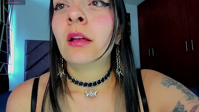 KARINNA  RAVEN online show from 07/24/26, 10:19