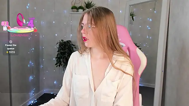 Joann Shermann online show from 11/30/25, 01:09