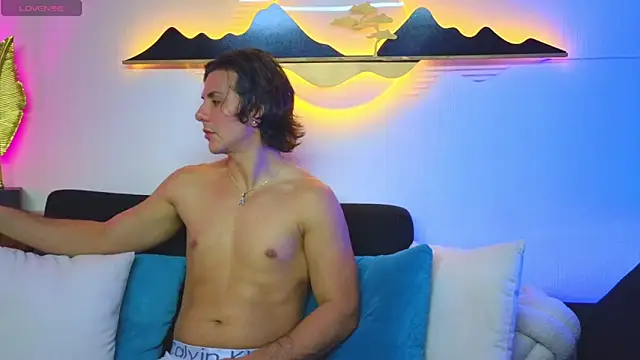 Snapshot of Almiboys chatting on 09/29/25, 03:44 Almiboys online show from 09/29/25, 03:44