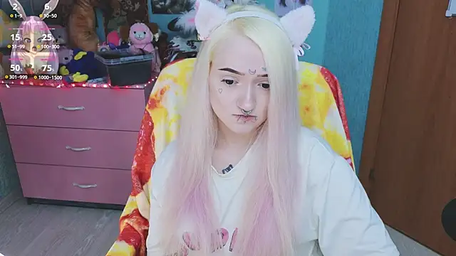 Manuela unicorn online show from 10/19/25, 02:45