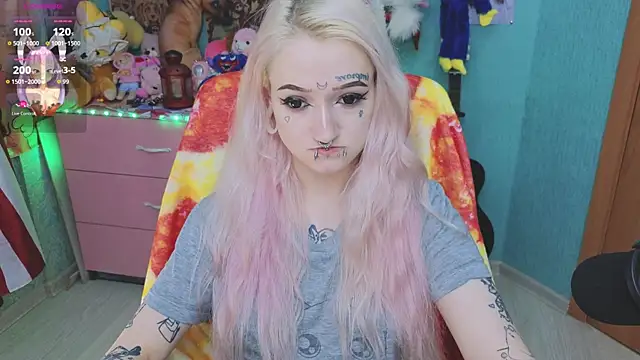 Snapshot of Manuela_unicorn chatting on 11/07/25, 08:42 Manuela unicorn online show from 11/07/25, 08:42