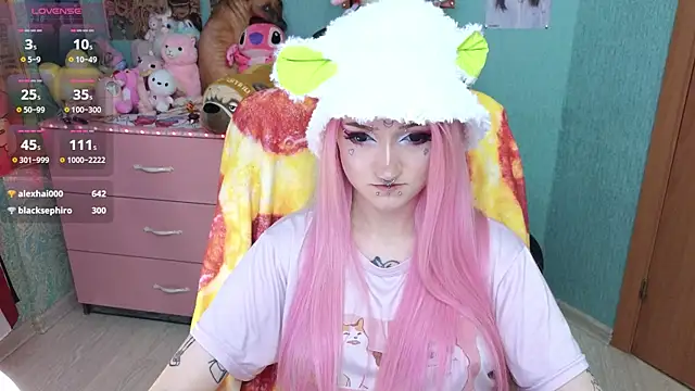 Snapshot of Manuela_unicorn chatting on 12/13/25, 07:53 Manuela unicorn online show from 12/13/25, 07:53