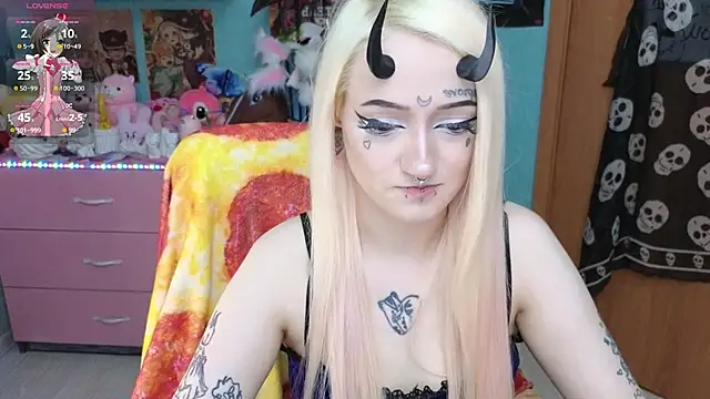 Snapshot of Manuela_unicorn chatting on 03/13/26, 08:15 Manuela unicorn online show from 03/13/26, 08:15