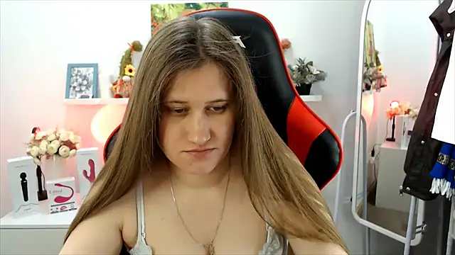 Lucky Lana online show from 05/12/26, 02:19