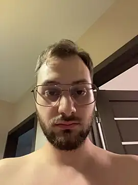 Snapshot of antonysside chatting on 12/02/25, 08:08 antonysside online show from 12/02/25, 08:08