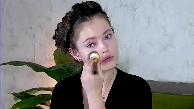 Snapshot of AshleyD_ chatting on 11/13/25, 02:21 AshleyD online show from 11/13/25, 02:21