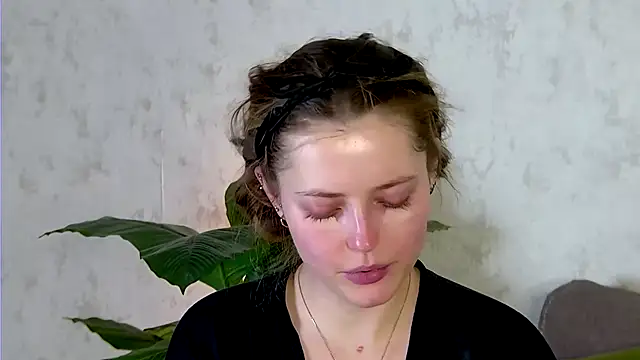 Snapshot of AshleyD_ chatting on 12/05/25, 01:31 AshleyD online show from 12/05/25, 01:31