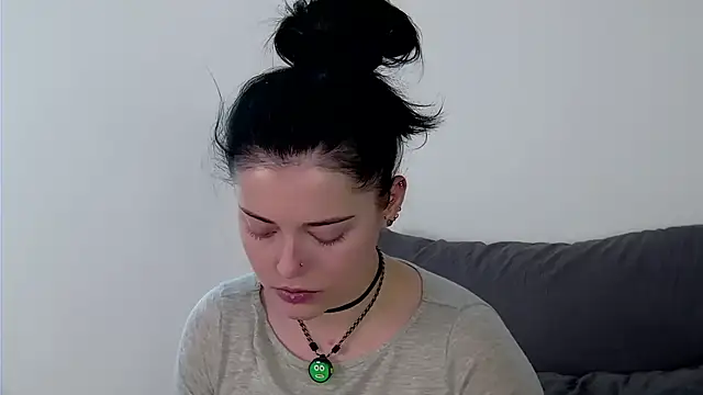 AshleyD  online show from 06/09/26, 01:50