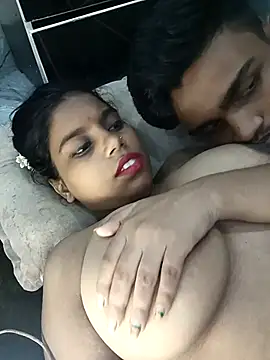 Snapshot of Mis_jay chatting on 09/24/25, 02:37 Mis jay online show from 09/24/25, 02:37