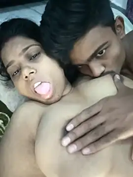 Snapshot of Mis_jay chatting on 10/24/25, 08:44 Mis jay online show from 10/24/25, 08:44