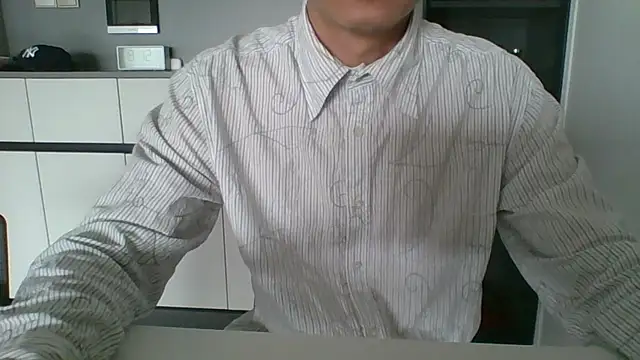 Snapshot of nole_china7 chatting on 09/18/25, 12:12 nole china7 online show from 09/18/25, 12:12