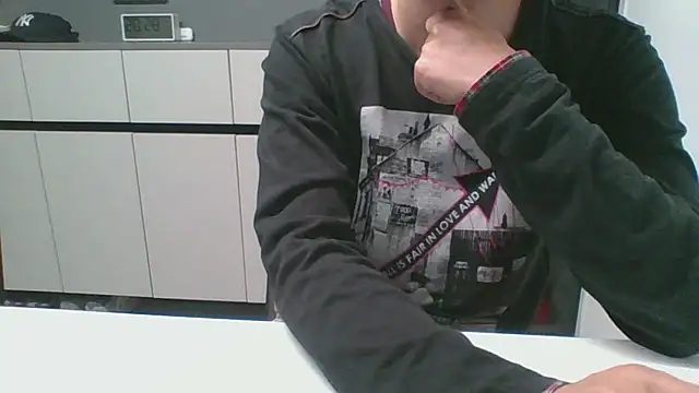 Snapshot of nole_china7 chatting on 09/19/25, 12:28 nole china7 online show from 09/19/25, 12:28