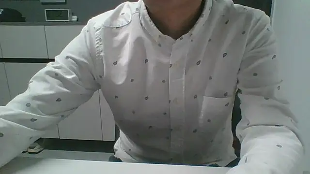 Snapshot of nole_china7 chatting on 09/22/25, 01:02 nole china7 online show from 09/22/25, 01:02