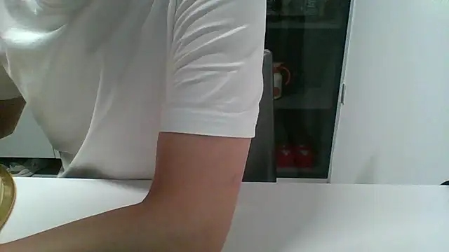 Snapshot of nole_china7 chatting on 09/29/25, 02:33 nole china7 online show from 09/29/25, 02:33