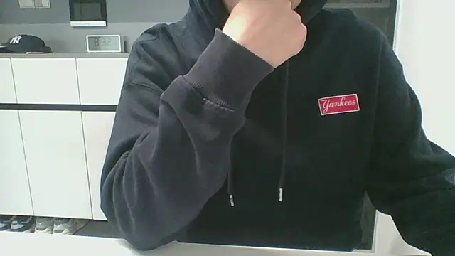 Snapshot of nole_china7 chatting on 10/15/25, 12:33 nole china7 online show from 10/15/25, 12:33