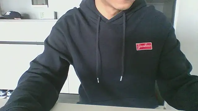 Snapshot of nole_china7 chatting on 10/16/25, 12:55 nole china7 online show from 10/16/25, 12:55