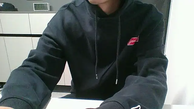 Snapshot of nole_china7 chatting on 10/17/25, 01:14 nole china7 online show from 10/17/25, 01:14