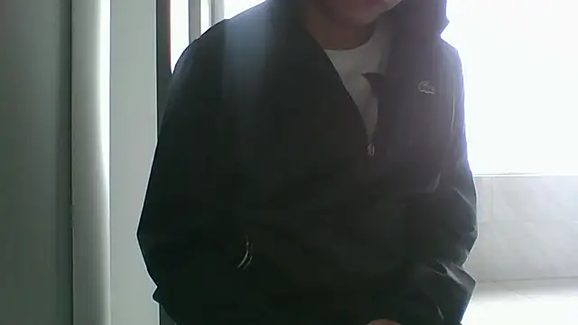 Snapshot of nole_china7 chatting on 10/24/25, 12:52 nole china7 online show from 10/24/25, 12:52