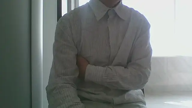 Snapshot of nole_china7 chatting on 10/31/25, 02:01 nole china7 online show from 10/31/25, 02:01