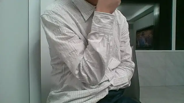 Snapshot of nole_china7 chatting on 10/31/25, 02:07 nole china7 online show from 10/31/25, 02:07