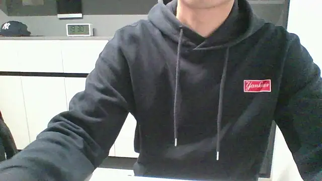 Snapshot of nole_china7 chatting on 11/10/25, 11:31 nole china7 online show from 11/10/25, 11:31