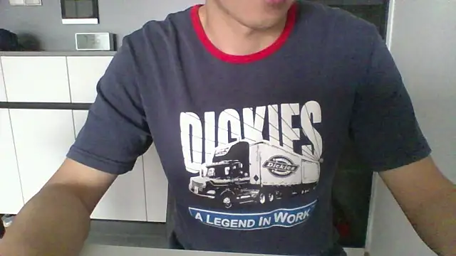 Snapshot of nole_china7 chatting on 11/10/25, 11:37 nole china7 online show from 11/10/25, 11:37