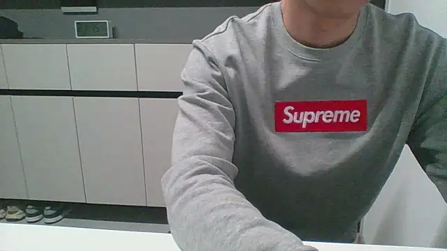 Snapshot of nole_china7 chatting on 11/12/25, 01:11 nole china7 online show from 11/12/25, 01:11