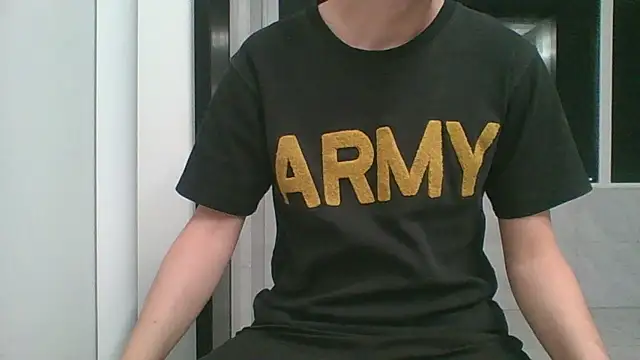 Snapshot of nole_china7 chatting on 11/17/25, 12:33 nole china7 online show from 11/17/25, 12:33