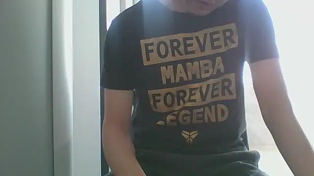 Snapshot of nole_china7 chatting on 12/04/25, 01:04 nole china7 online show from 12/04/25, 01:04