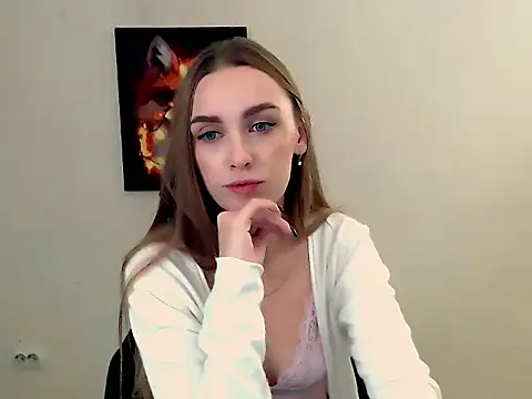 Snapshot of Doll_Angelina chatting on 10/22/25, 06:02 Doll Angelina online show from 10/22/25, 06:02