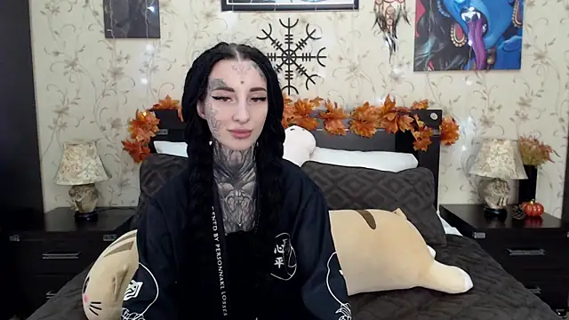 Velvetbat online show from 09/19/25, 06:48