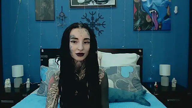 Velvetbat online show from 06/18/26, 07:30