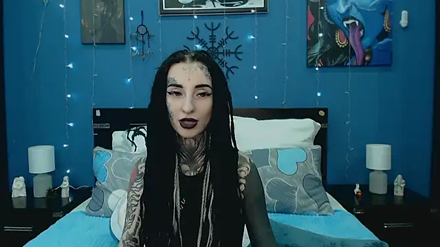 Velvetbat online show from 06/18/26, 09:14