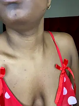 YummyMelanin117 online show from 11/12/25, 08:08