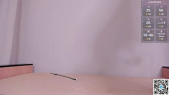 emmelieflorence online show from 10/25/25, 06:24