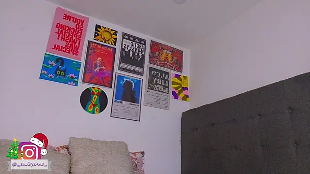 Snapshot of mady_malkovax chatting on 11/16/25, 04:23 mady malkovax online show from 11/16/25, 04:23