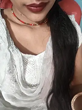 Eshwari Chopra online show from 03/12/26, 05:08