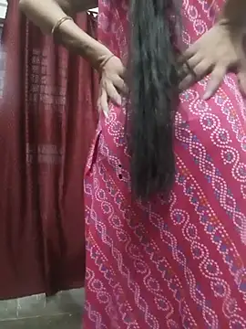 Eshwari Chopra online show from 07/02/26, 03:23